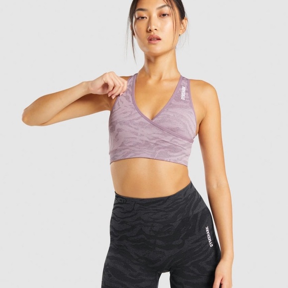 GYMSHARK Adapt Animal Seamless Sports Bra and Leggings – Purple - Picture 9 of 12